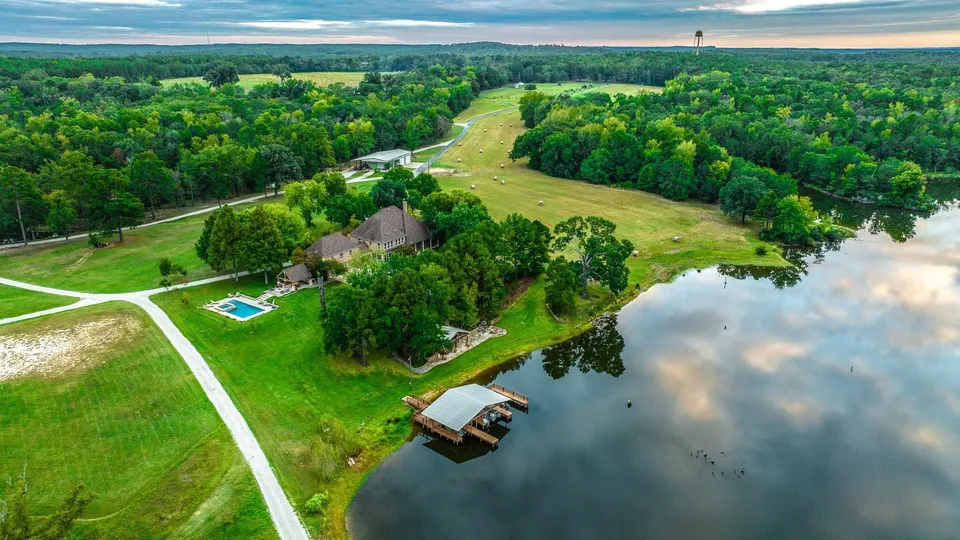 Lake Quitman Waterfront Homes: Your Ultimate Guide